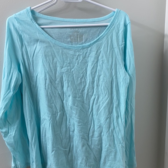 I am selling a pajama set. - Picture 3 of 3